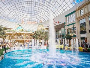 Potret Taman Rekreasi Indoor Terbesar Rusia