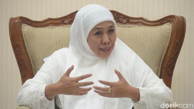 Unggah Piknik & Sujud, Khofifah Dijuluki Gubernur Gaul