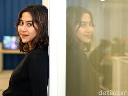 Merasa Masa Depannya Kurang Aman, Adinda Thomas Pikirkan Pekerjaan Lain