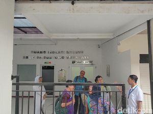 Dikira Kena Corona, Pasien Paru di Surabaya Harus Dirujuk ke RSU dr Soetomo