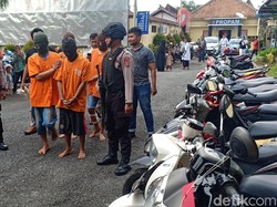Dua Pelaku Curanmor di Ngawi Tertangkap Setelah Curi 27 Motor