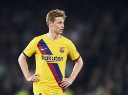 Mengapa De Jong Kurang Bersinar di Barcelona?