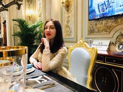 Wanita Cantik yang Diduga Corona Kabur, Kini Dalam Pencarian Polisi