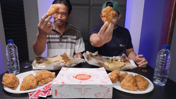 mukbang bareng kuli bangunan mukbang bareng kuli bangunan