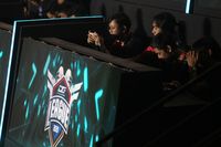16 tim berlaga di putaran grand simpulan Dunia Games League 2020. 