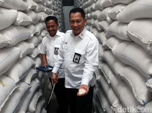 Jokowi Sindir Bulog Serap Beras Petani tapi Tak Bisa Jual, Buwas Jelaskan Ini