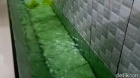 Bak Sirop Melon, Air Keran di Masjid Pekalongan Ini Berwarna Hijau