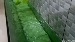 Bak Sirop Melon, Air Keran di Masjid Pekalongan Ini Berwarna Hijau