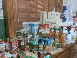 Seperti Dunia Akan Kiamat, Warga Australia Memborong Barang di Supermarket