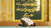Bacaan Sujud Syukur: Doa dan Tata Caranya Sesuai Sunnah