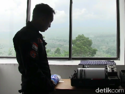 Penambang Pasir dan Batu Sekitar Gunung Semeru Diimbau Libur Dulu