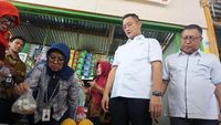 Mensos Luncurkan Program Bantuan Sembako