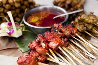 Bukan Autentik Indonesia, Sate Makara Makanan Ikonik yang Mendunia