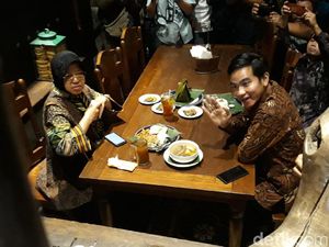 Makan Siang Sambil Konsultasi ke Risma, Gibran Serasa Kuliah