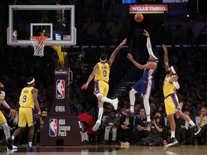 Hasil NBA: Lakers Hempaskan Sixers yang Pincang Hasil NBA: Lakers Hempaskan Sixers yang Pincang