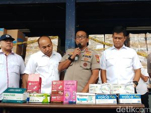 Polisi Amankan 600 Ribu Masker dari Gudang Penimbunan di Tangerang Polisi Amankan 600 Ribu Masker dari Gudang Penimbunan di Tangerang