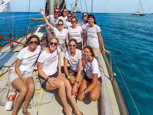 Foto: Sekelompok Wanita Berlayar Untuk Perangi Sampah Plastik