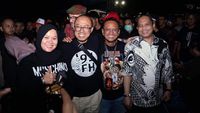 Keseruan Ganjar dan Marwan Saat di Konser Musik