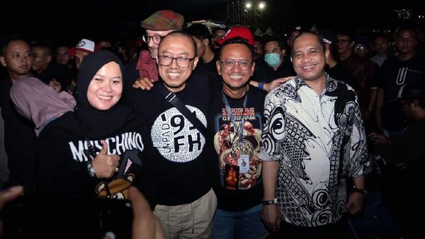 Keseruan Ganjar dan Marwan Saat di Konser Musik