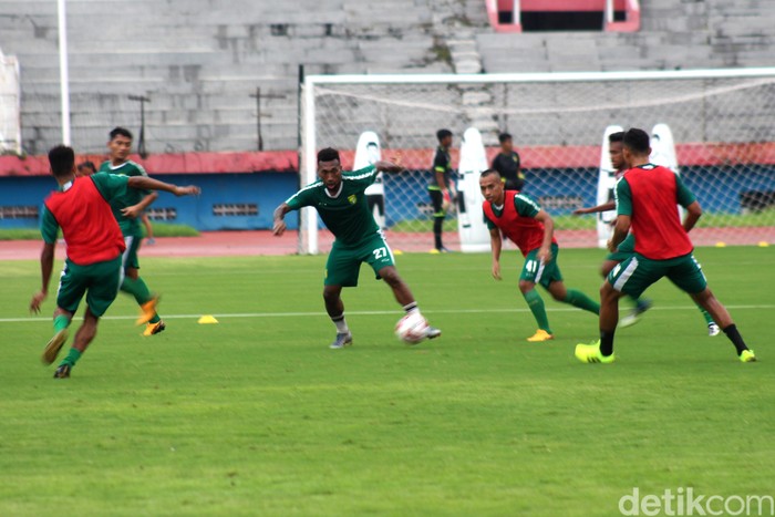 PT Liga Indonesia Baru (LIB) telah mengambil sikap untuk pertandingan Persija Jakarta vs Persebaya Surabaya. Laga ditunda untuk mewaspadai virus corona.