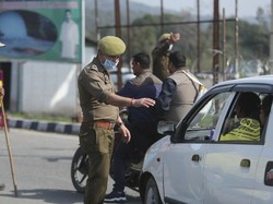 Dampak Corona, India Tangguhkan Visa Turis Sementara Waktu