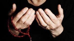Bacaan Dzikir yang Paling Dahsyat sebagai Penghapus Dosa