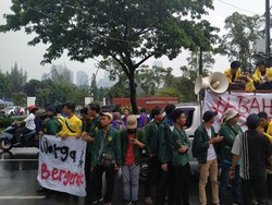 Tolak Omnibus Law Cipta Kerja, BEM SI Gelar Demo di DPR