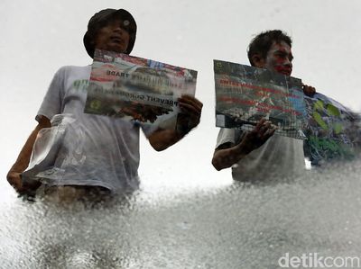 Aktivis Perlindungan Hewan Tuntut Jokowi Tutup Pasar Satwa Liar Aktivis Perlindungan Hewan Tuntut Jokowi Tutup Pasar Satwa Liar