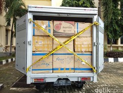 Polda Sulsel Sita 48.000 Masker yang Dijual 10 Kali Lipat Harga Normal