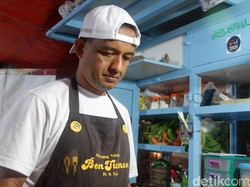 Anies Baswedan Jualan Nasgor dan Jajanan Kacang Hijau yang Legit