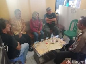 Kesal dengan Prilaku WN Swiss, Warga Cipari Pangandaran Ngadu ke Polisi Kesal dengan Prilaku WN Swiss, Warga Cipari Pangandaran Ngadu ke Polisi