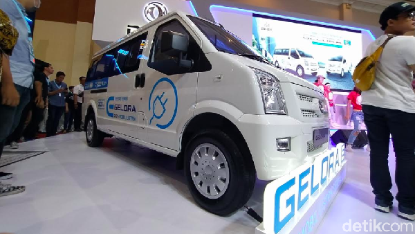 Kenalkan Mobil Listrik untuk Usaha dari DFSK