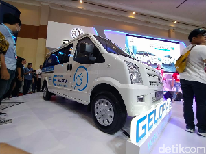 DFSK Kenalkan Mobil Listrik Baru yang Cocok Buat Usaha DFSK Kenalkan Mobil Listrik Baru yang Cocok Buat Usaha