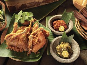 5 Resep Ayam Kampung: Bumbu Rendang hingga Opor 5 Resep Ayam Kampung: Bumbu Rendang hingga Opor