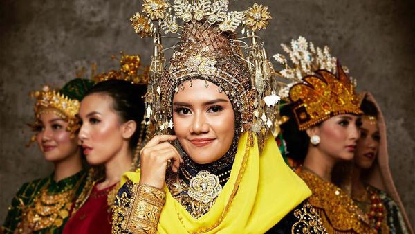 Lulusan Cumlaude dari Aceh Ini Satu-satunya Hijabers di Puteri Indonesia 2020