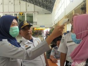 Cegah Corona, Masuk Terminal Bus Harus Cek Suhu Tubuh Cegah Corona, Masuk Terminal Bus Harus Cek Suhu Tubuh