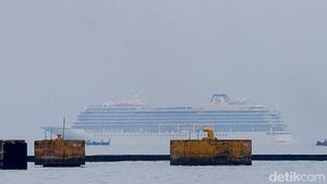 Terkait Corona, Kapal Pesiar Viking Sun Tertahan di Tengah Laut Semarang