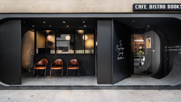 Melongok Bar Khusus Orang Depresi dan Ansos