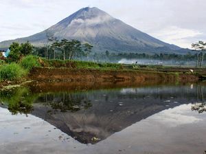 Potret Tiga Bentuk Gunung Api di Dunia Potret Tiga Bentuk Gunung Api di Dunia