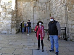 Israel Kerahkan Intelijen Lacak Orang-orang Dicurigai Pembawa Corona