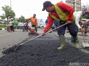 Kementerian PUPR: Jalan yang Rusak Akan Bertambah di 2022