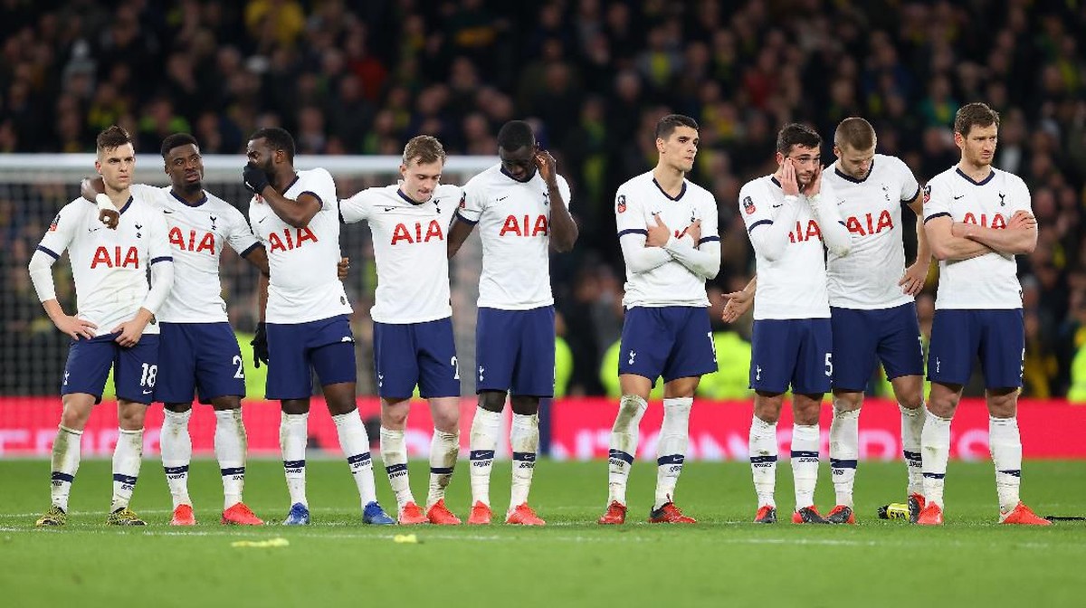 Tottenham Hotspur vs Norwich City berakhir dalam drama adu penalti (Foto: Getty Images/Julian Finney)