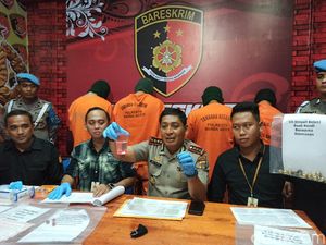 Jual Batu Merah Delima Palsu Rp 60 Juta, 4 Orang Penipu di Aceh Ditangkap