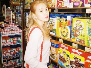 Begini Cara Yeri Red Velvet Nikmati Sereal agar Lebih Enak