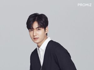 Ultah ke-34, Lee Min Ho Pamer Ruangan Penuh Kado dari Fans Ultah ke-34, Lee Min Ho Pamer Ruangan Penuh Kado dari Fans