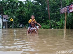 Hujan Tiada Henti, Belasan Desa di Purworejo Dikepung Luapan Banjir