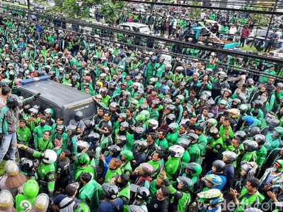 Momen Ribut Massa Ojol dan Debt Collector di Sleman