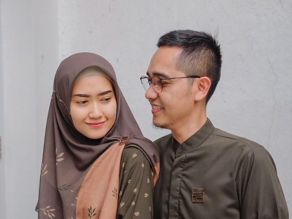 Kisah Inspirarif Lulu Elhasbu Berjuang Punya Anak Selama 14 Tahun Menikah Kisah Inspirarif Lulu Elhasbu Berjuang Punya Anak Selama 14 Tahun Menikah