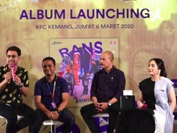 Pulang Pelesiran, Raffi Ahmad dan Nagita Slavina Luncurkan Album Keluarga