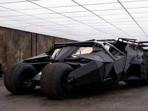 Canggih, Gahar, dan Misterius, Ini Batmobile Terbaik dari Masa ke Masa